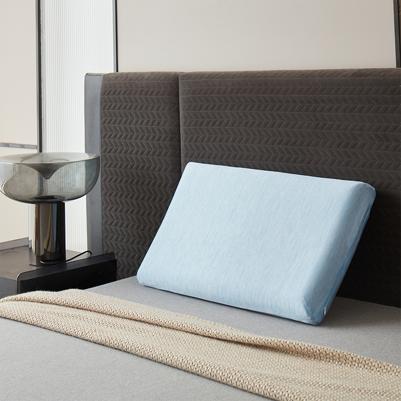 Ergonomic Contours Traditional Memory Foam Pillows
